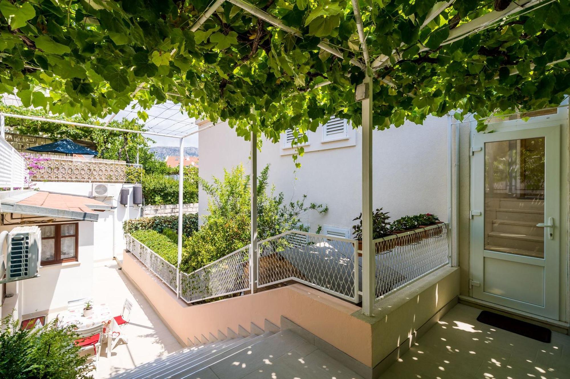 Guest House Vulic ดูบรอฟนิก ภายนอก รูปภาพ